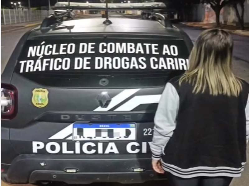 Suspeita de transportar drogas de Fortaleza para a Região Sul do Estado é presa pela PC-CE em Farias Brito