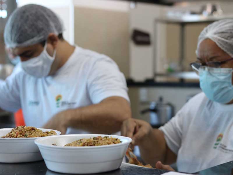 Escola de Gastronomia Social participa do Banquetaço 2023, movimento nacional em defesa do direito humano à alimentação adequada e saudável