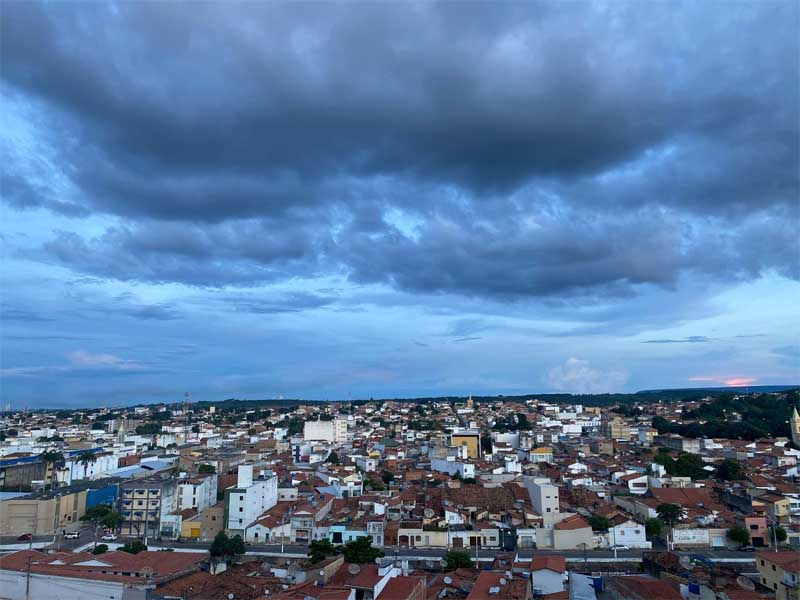 Ceará deve seguir com condições para chuva isoladas até sábado (11)