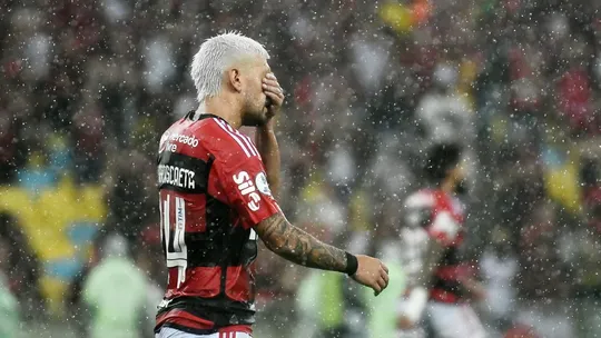 Arrascaeta está fora dos dois jogos da decisão do Carioca entre Flamengo e Fluminense