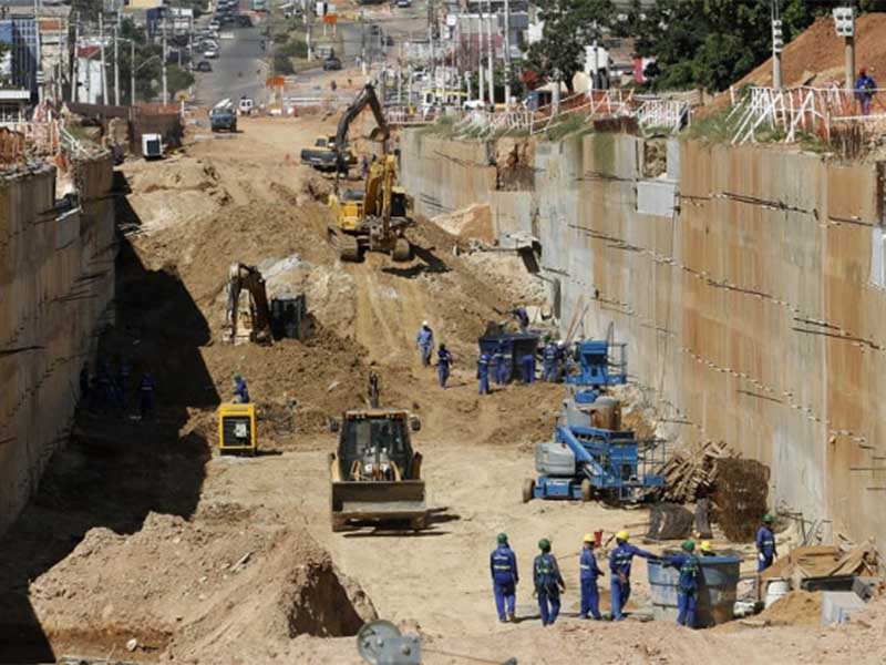 Inflação da construção civil cai para 0,08% em fevereiro, diz IBGE