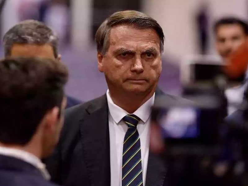 Bolsonaro planejava desfile em carro aberto e discurso na chegada a Brasília