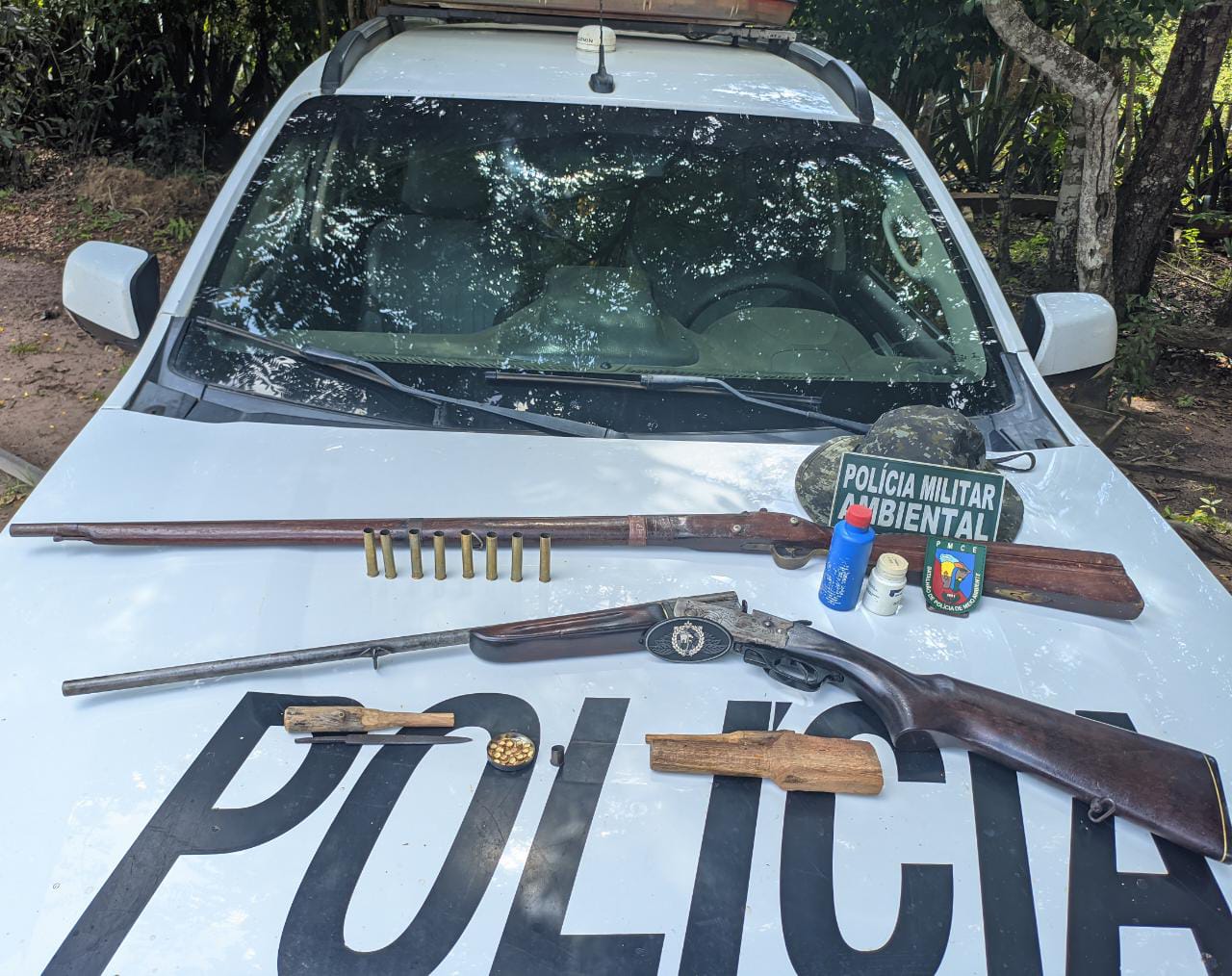 Barbalha: Polícia Ambiental apreende duas espingardas após perseguição em mata fechada