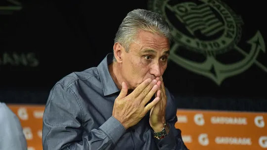 Corinthians tem Tite como plano A e tenta convencer técnico a voltar