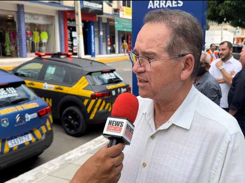 Vídeo: Prefeito Zé Ailton entrega novas viaturas para o Demutran e GCM do Crato