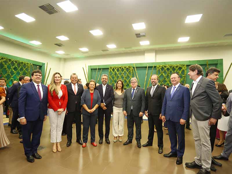 Governador do Ceará ressalta importância da produção de hidrogênio verde e ampliação de linhas de transmissão de energia no Nordeste