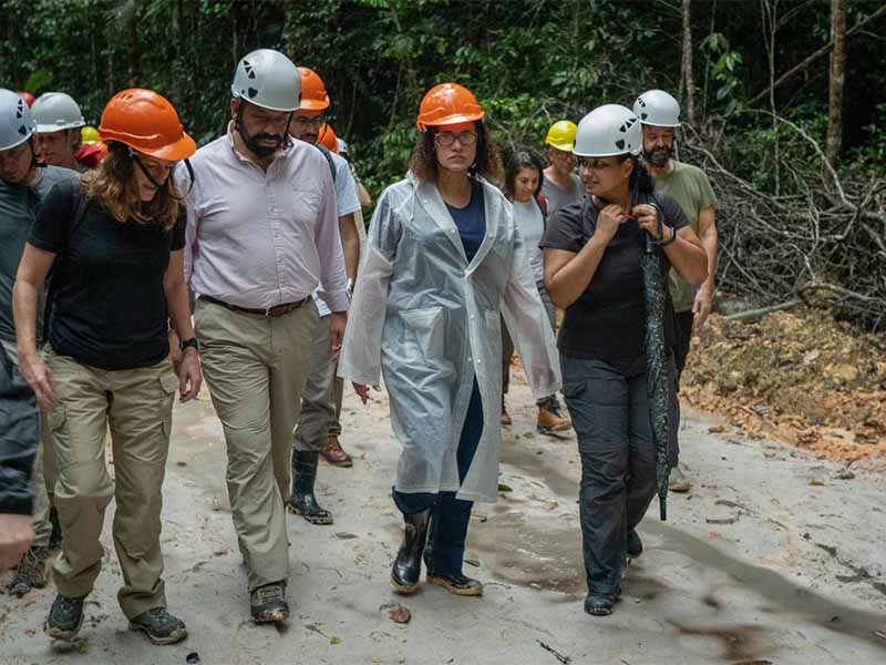 Brasil e Reino Unido anunciam aportes em projeto ambiental na Amazônia