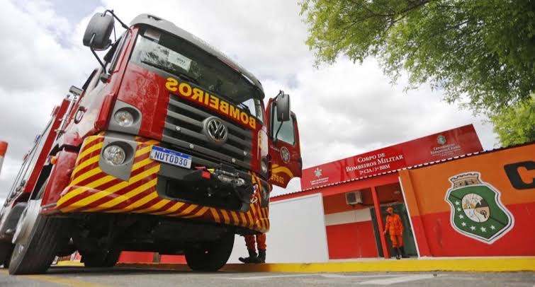 Corpo de Bombeiros resgata vítima presa às ferragens no Cariri