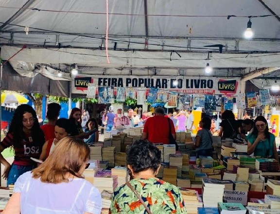 Feira Itinerante promove incentivo à leitura no Crato