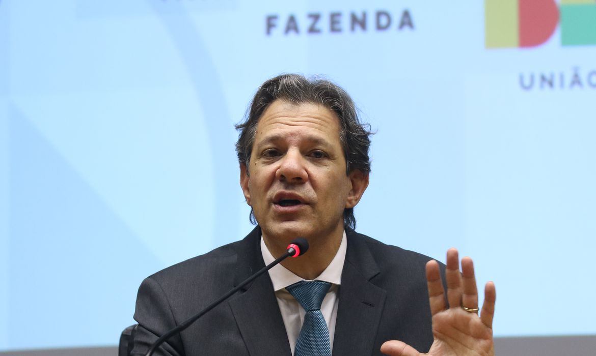 Haddad diz que PIB para o ano deve superar 2,8%