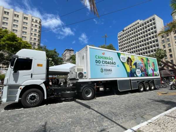 Caminhão do Cidadão atendeu mais de 35 mil pessoas no 1º semestre de 2023