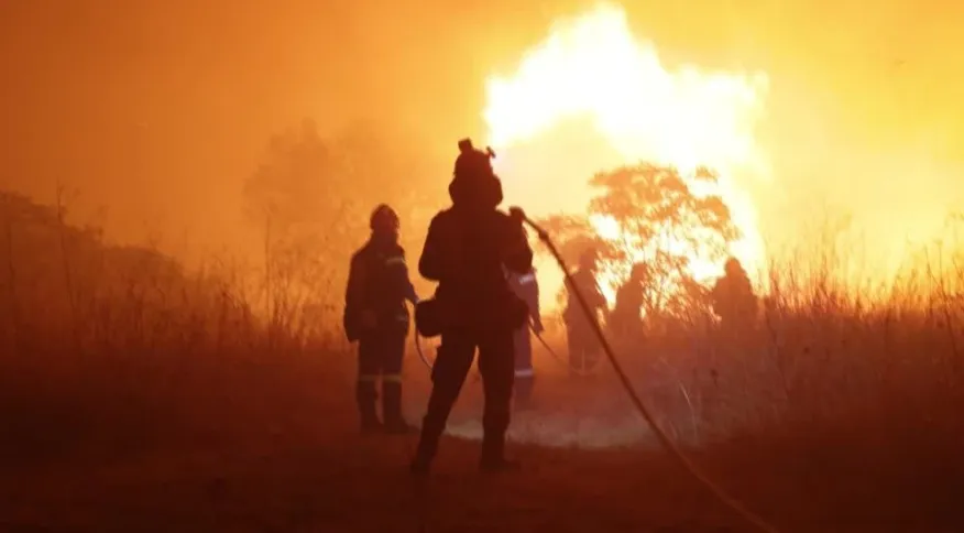 18 corpos são encontrados após incêndios na Grécia durante onda de calor