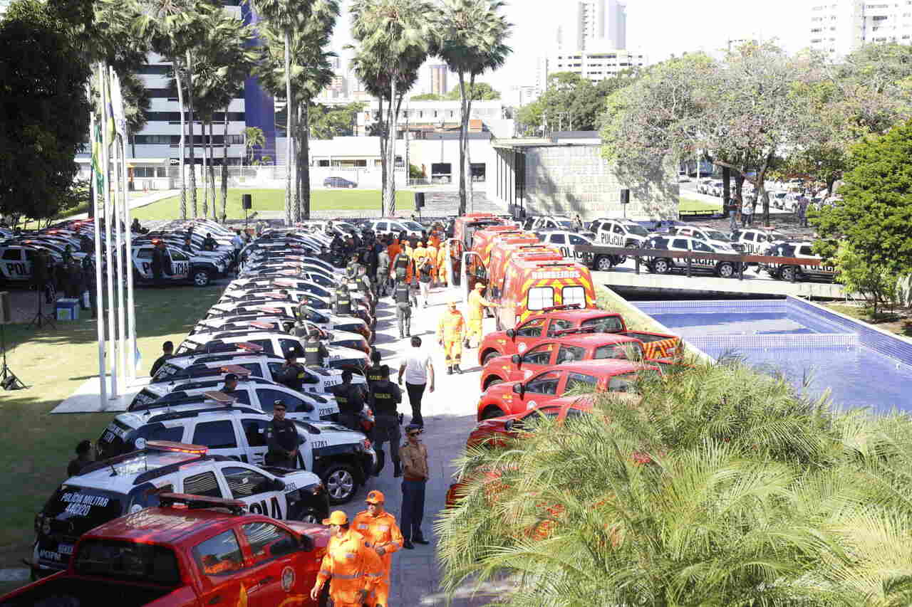 Segurança Pública do Ceará ganha reforço de 76 novos veículos para Polícia Militar e Corpo de Bombeiros Militar