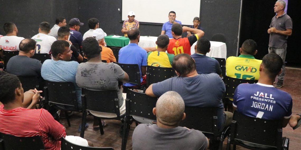 Reunião de Alinhamento do Campeonato Barbalhense de Futebol 3ª Divisão Aborda Regras de Inscrição de Atletas Estrangeiros