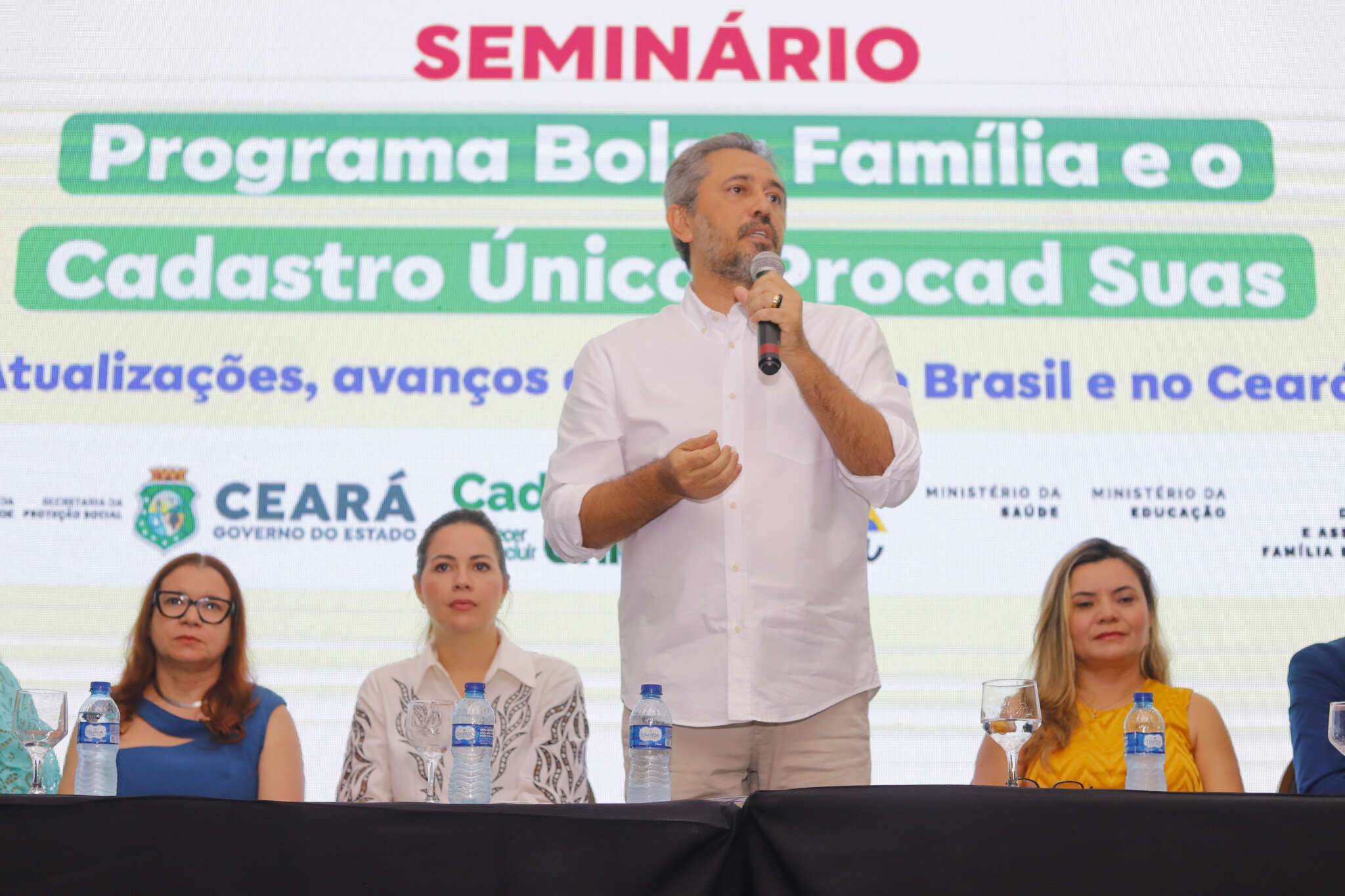 Em Seminário, governador defende fortalecimento da Assistência Social para oportunizar transformação geracional no Ceará