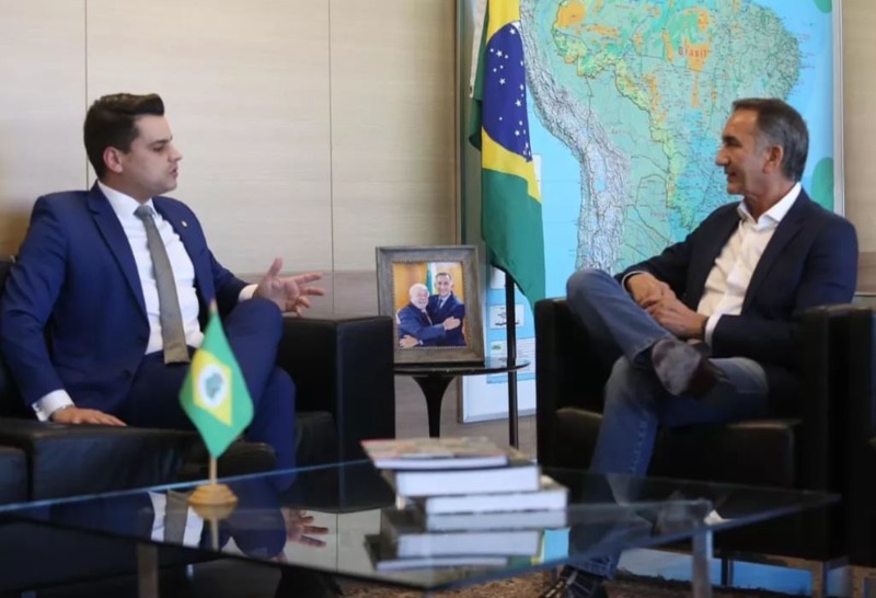 Deputado federal Yury do Paredão se reúne com ministro Waldez Goes para pleitear investimentos no Cariri