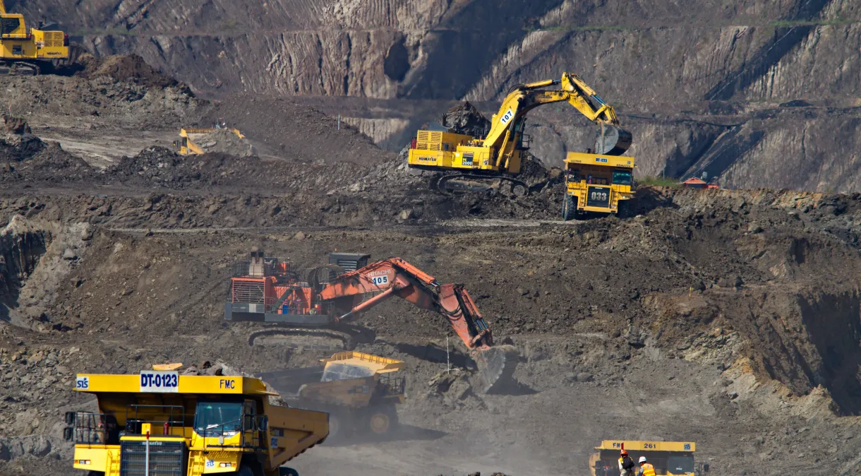 Governo quer rever licenças de grandes mineradoras; ministro fala em “democratizar” direito de exploração