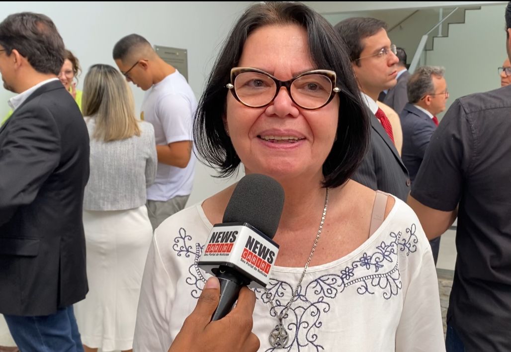 Ex-deputada Íris Tavares participa de entrevista no programa “Agenda Positiva”, da TV News Cariri