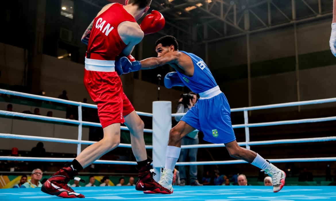 Boxeador Luiz Oliveira ‘Bolinha’ vence na estreia no Pan de Santiago