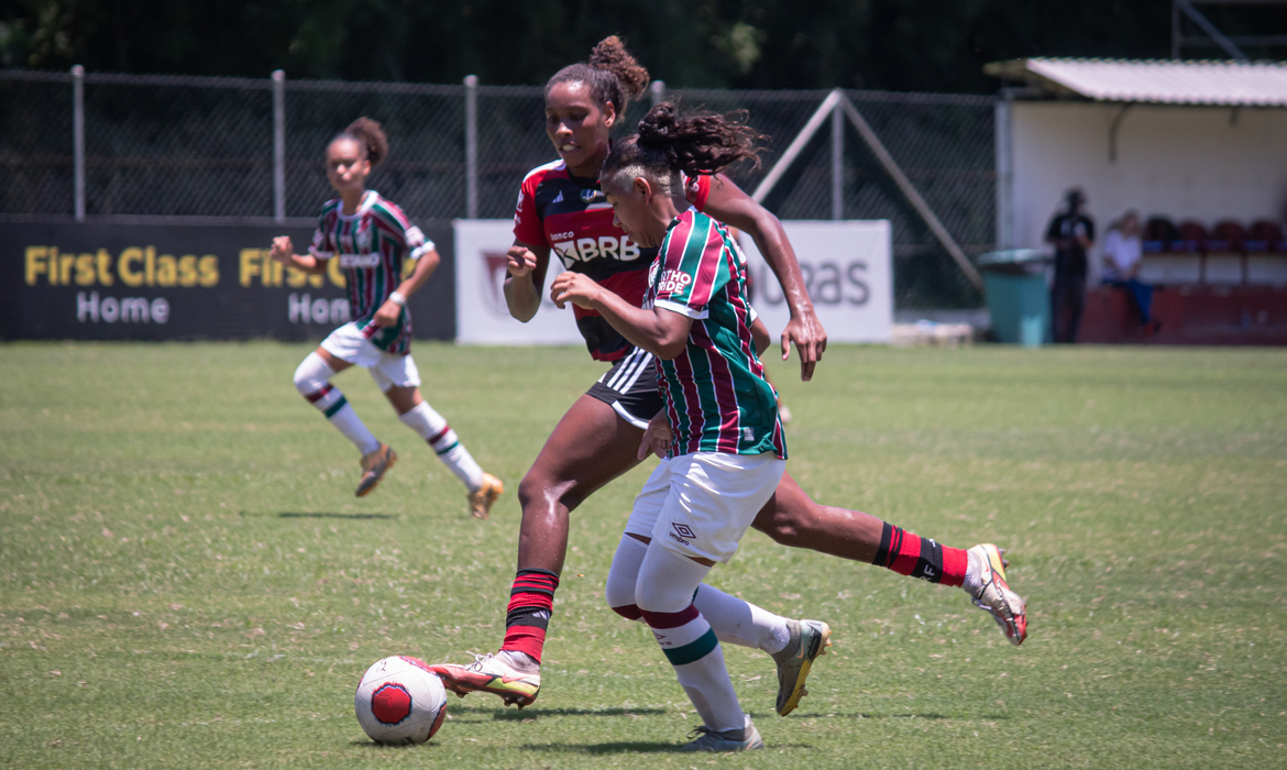 Federação paulista sorteia grupos da Copinha de futebol feminino