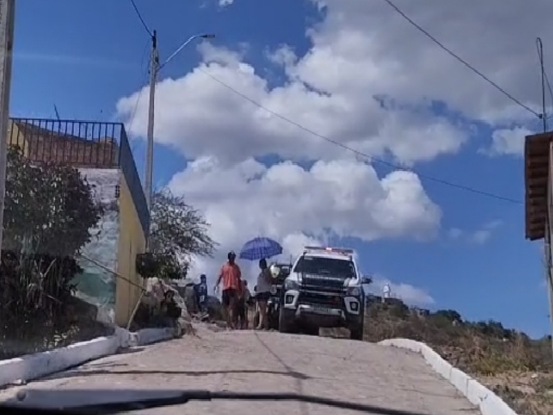 Vídeo: homem é misteriosamente assassinado no bairro Horto, em Juazeiro do Norte