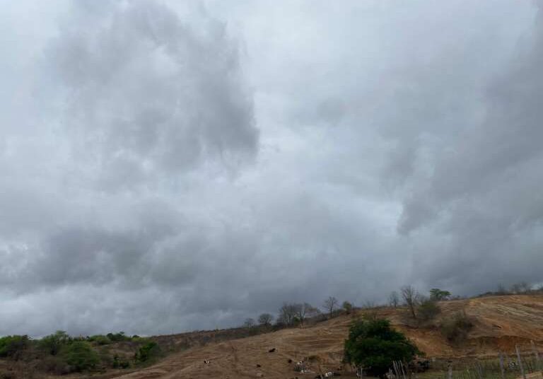 Ceará deve seguir com condições favoráveis à chuva em todas as macrorregiões até quarta