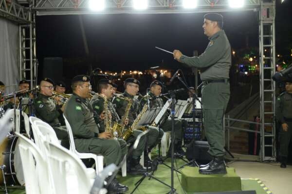 Banda da Polícia Militar do Ceará comemora 169 anos com espetáculo no Parque Rachel de Queiroz