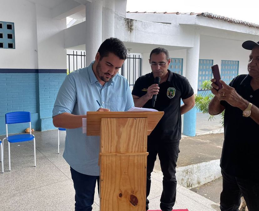 Vereador Matheus Leite apresenta projeto para punir Ambiental Crato por supostas cobranças abusivas