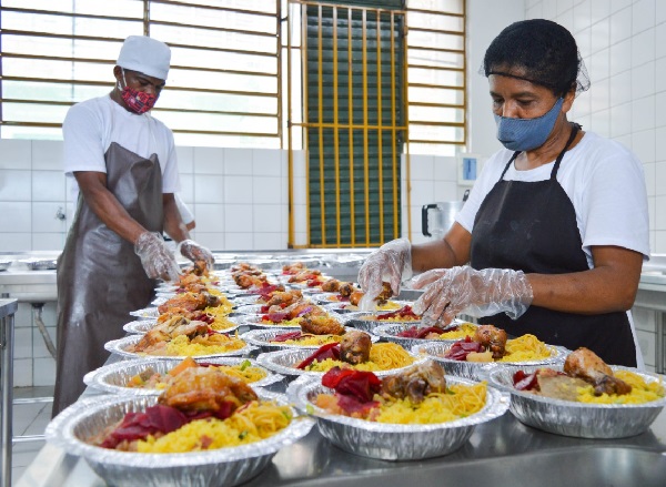 Restaurante Popular do Crato fecha 2023 com 144 mil refeições servidas à população de baixa renda