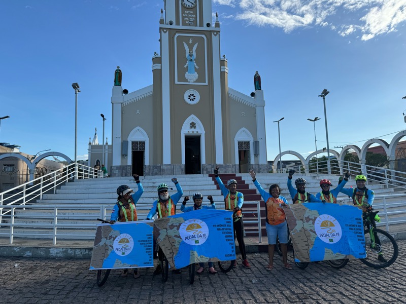 ciclistas percorrem mais de 900 km de Itabuna até Juazeiro do Norte em mais uma edição do “Pedal da Fé”