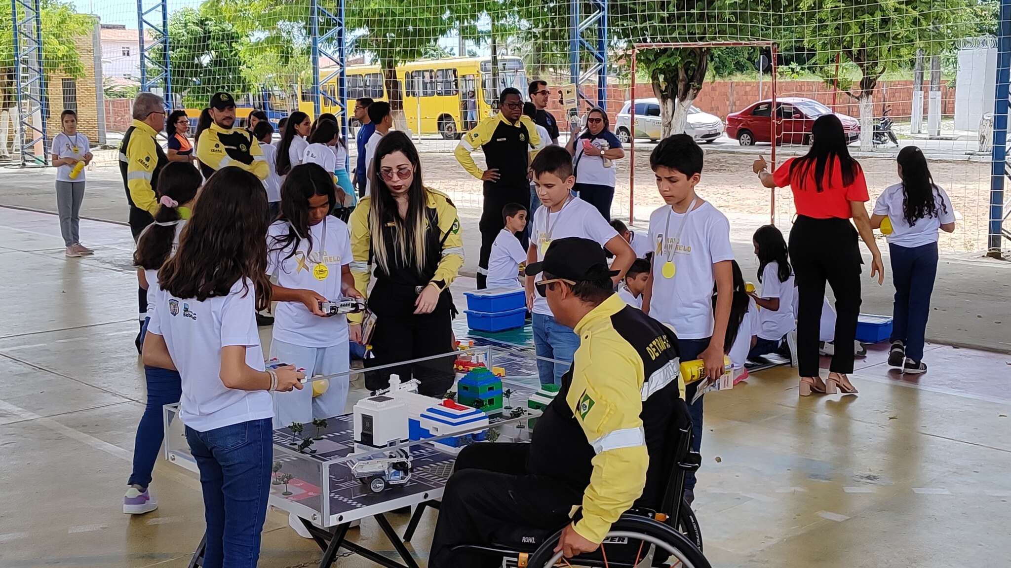 Detran-CE promove atividades educativas alusivas ao Maio Amarelo para quase mil estudantes em Beberibe