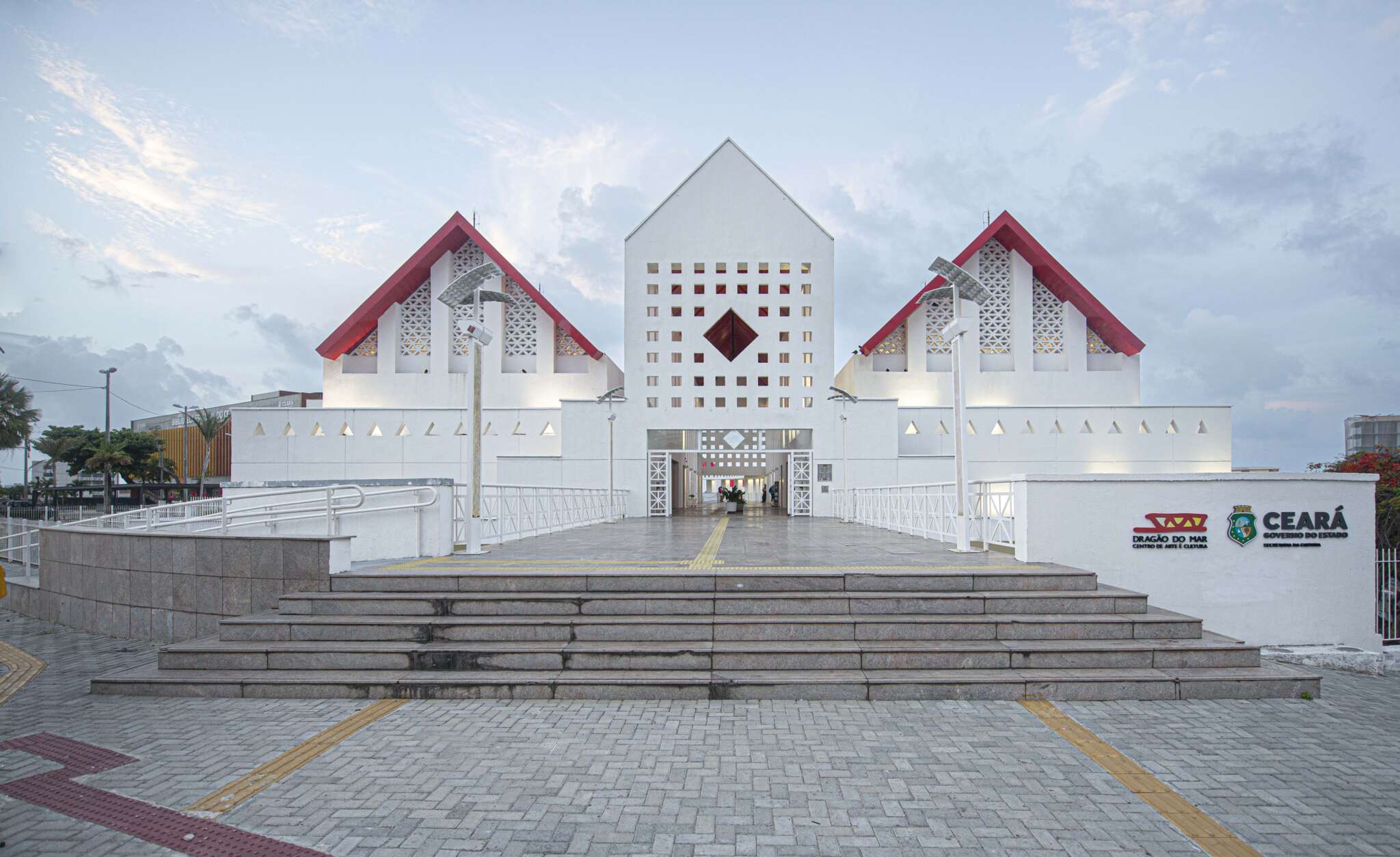 Inscrições para a convocatória de ocupação artística do Centro Dragão do Mar encerram neste domingo (23)