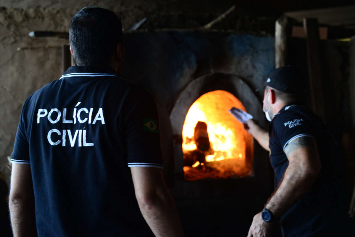 Polícia Civil incinera mais de duas toneladas de drogas apreendidas no Ceará