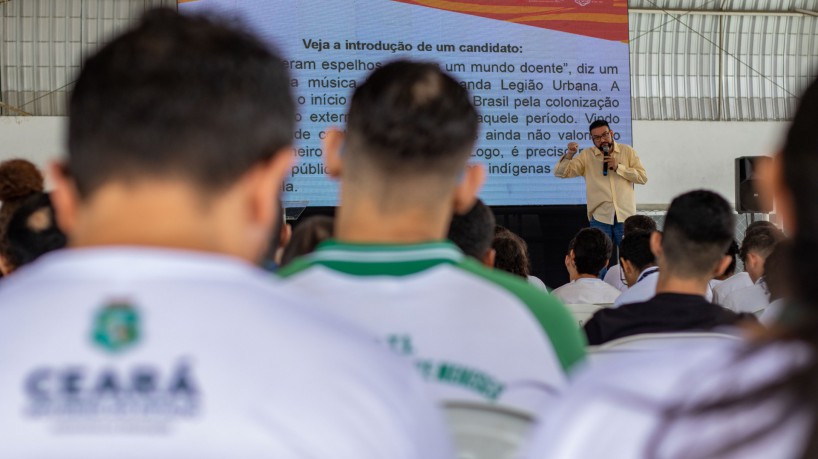 Alunos da rede estadual têm série de atividades em julho com o Enem não Tira Férias