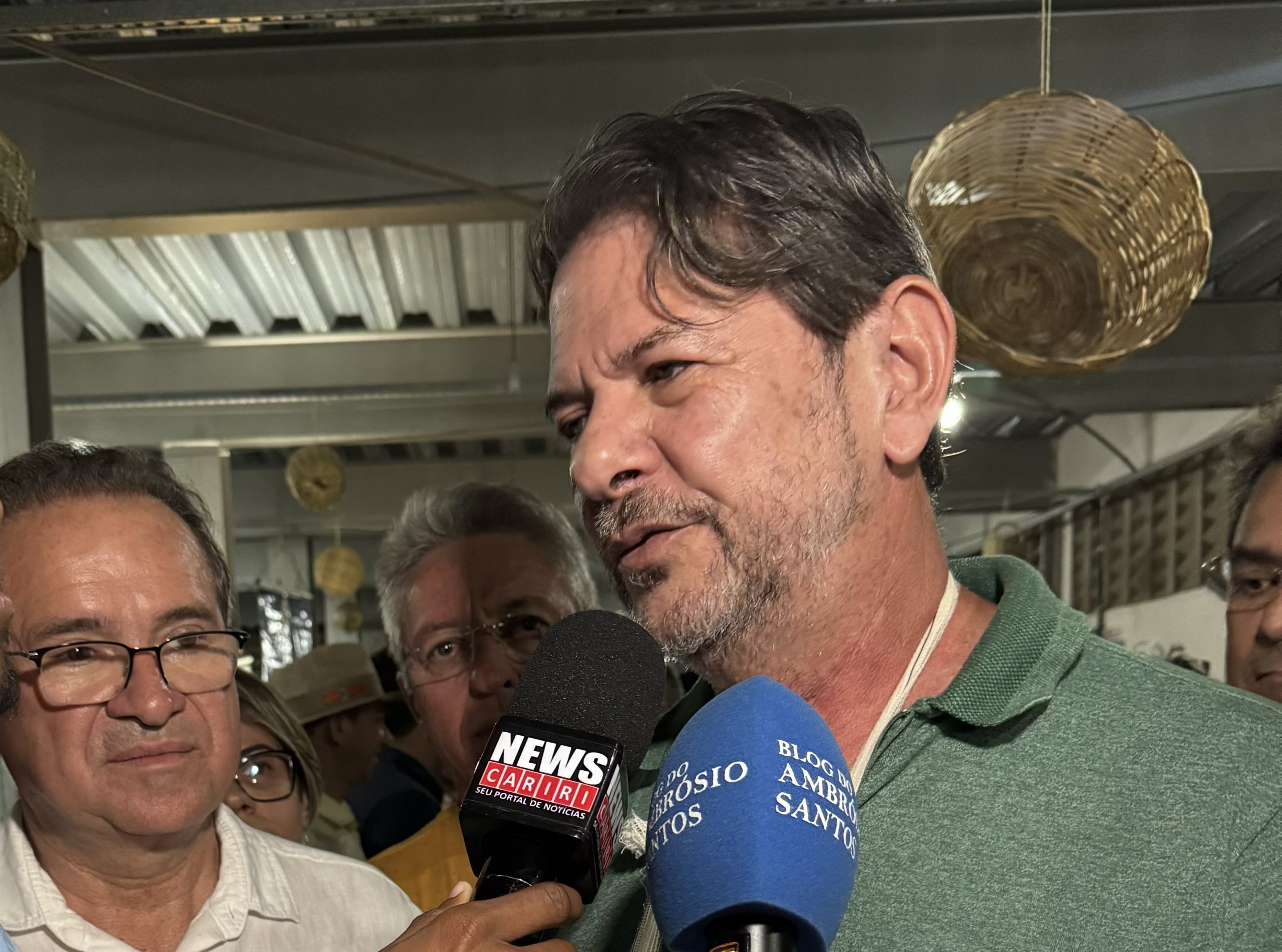 Cid Gomes diz que apoia indicação de dr. Leitão para vice de André Barreto, e fala sobre permanência na carreira política