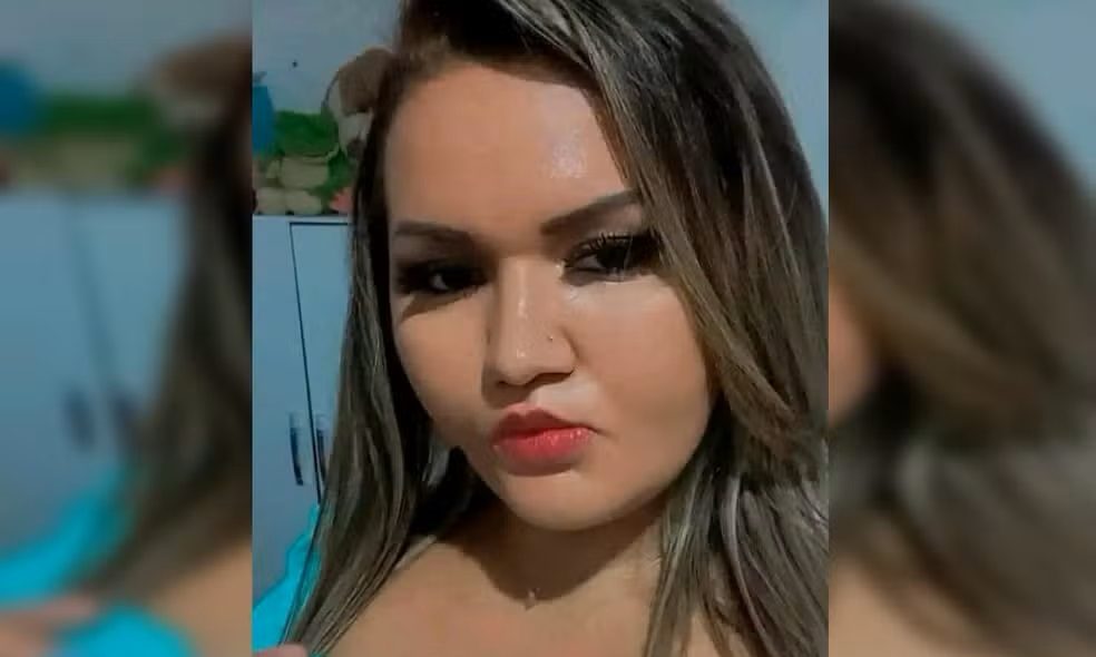 Mulher é morta a tiros dentro de residência no interior do Ceará