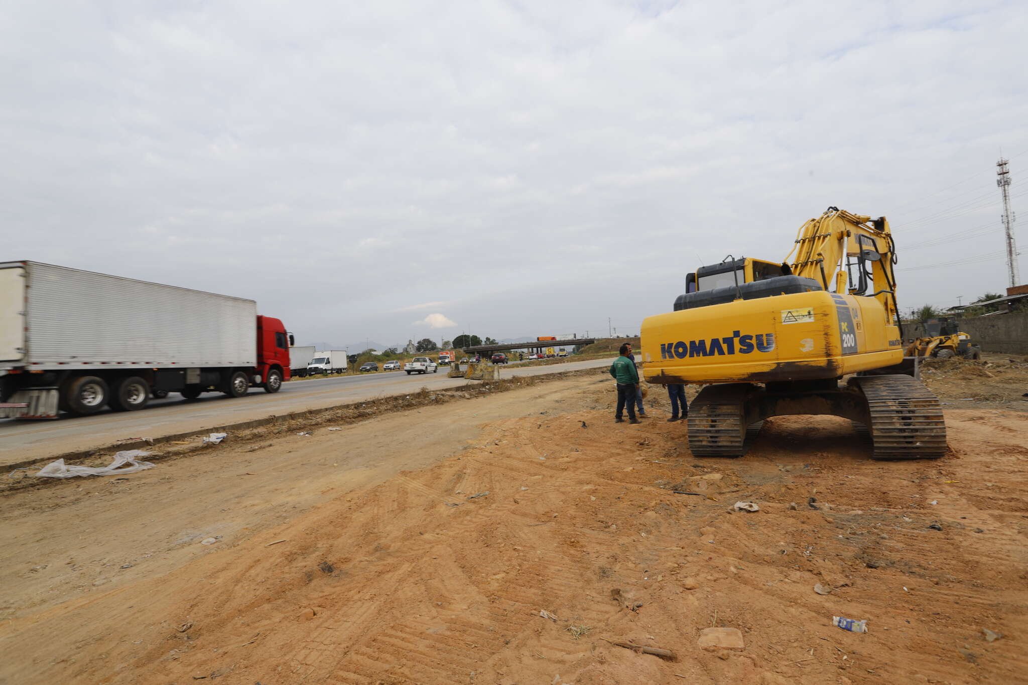 Com investimento de R$97 milhões, governador Elmano autoriza obras no Anel Viário de Fortaleza