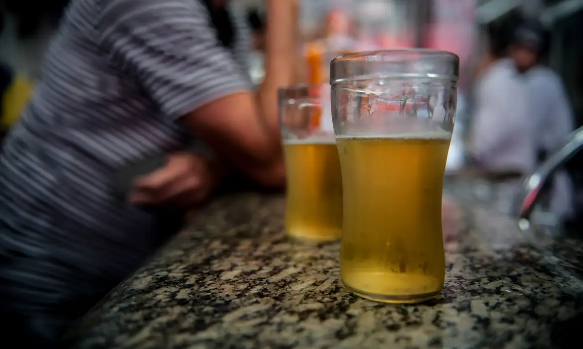 Ceará não tem proibição estadual de venda de bebidas alcoólicas no domingo de eleição