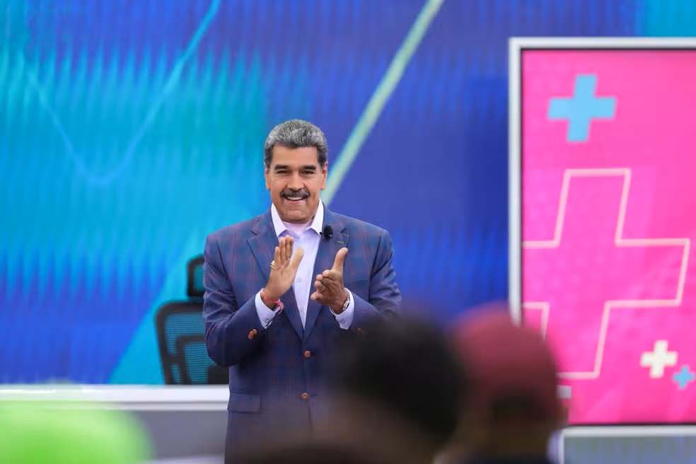 Nicolás Maduro decreta adiantamento do Natal na Venezuela para 1º de outubro