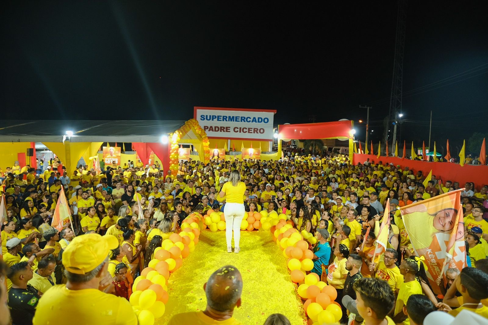 Inauguração do comitê de Késia Alcântara em Altaneira mobiliza apoiadores e deputados num evento histórico