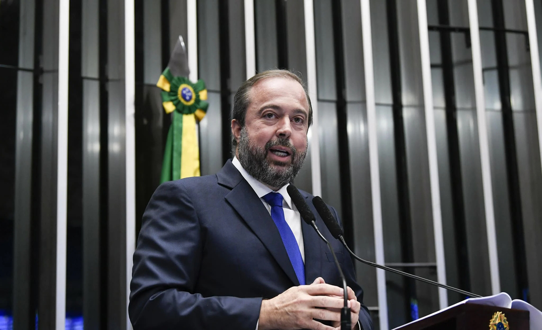 Governo avalia volta do horário de verão em meio à seca, diz ministro