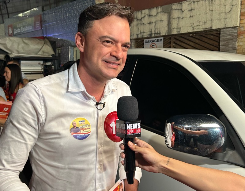 Fernando Santana (PT) participa de uma caminhada, no bairro Socorro, e comenta sobre as principais demandas da população de Juazeiro