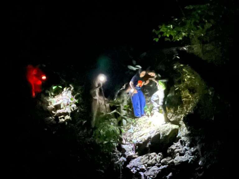 Corpo de Bombeiros resgata grupo perdido em trilha de Guaramiranga