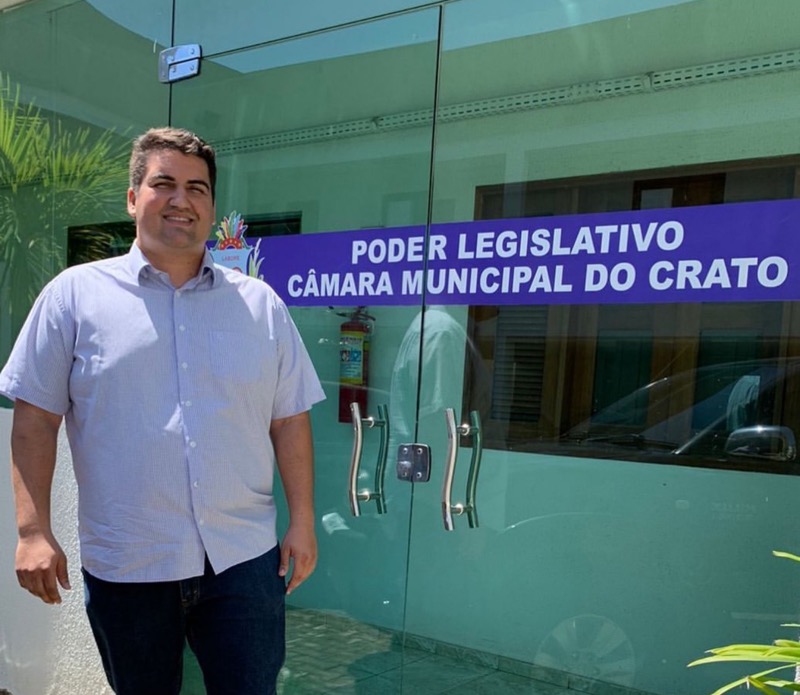 Reeleito vereador em Crato, Matheus Leite já conta com 10 votos para eleição da mesa diretora da Câmara Municipal