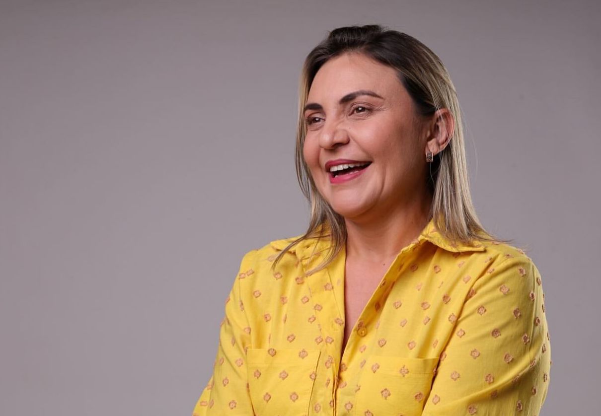 Késia Alcântara se torna a primeira prefeita eleita em Altaneira, com 52,82% dos votos