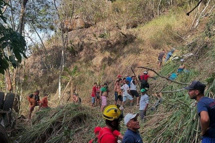 Sobe para 18 o número de mortos em acidente na Serra da Barriga