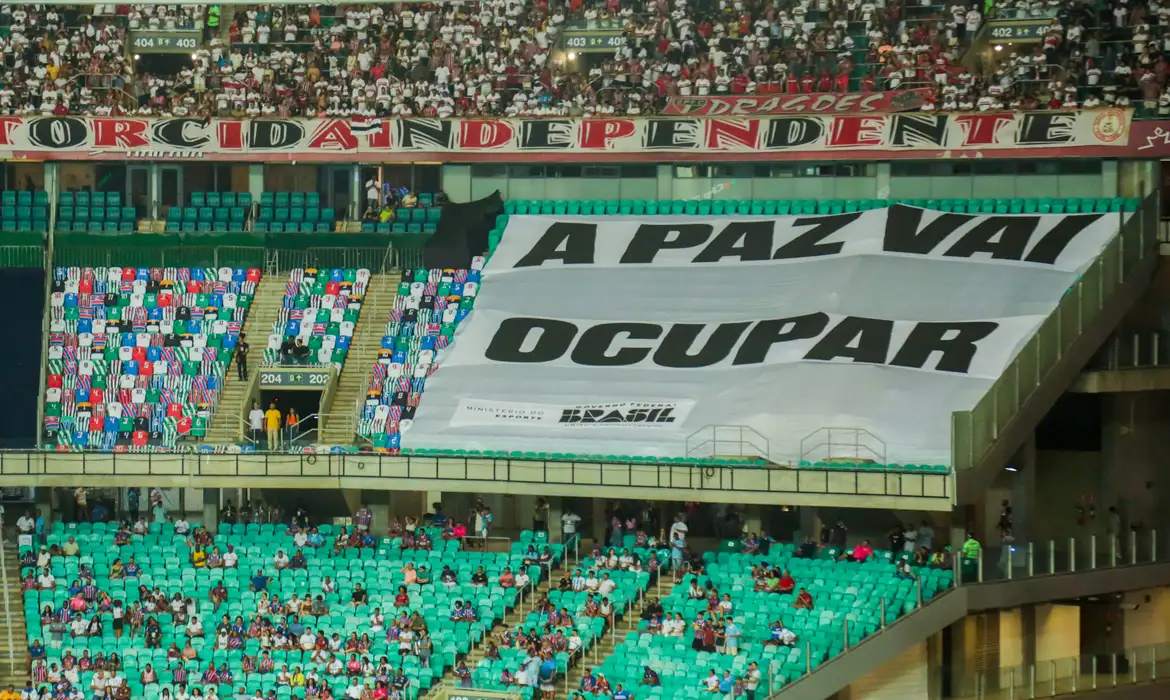 Ministério do Esporte lança campanha para promover paz no futebol