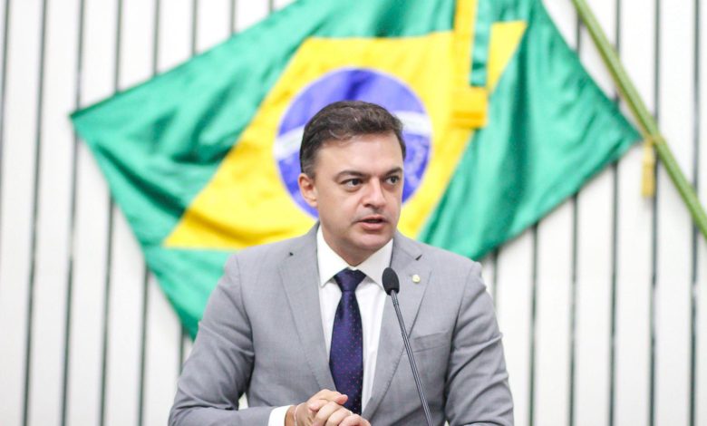 Fernando Santana pode levar o Cariri de volta à Presidência da Alece