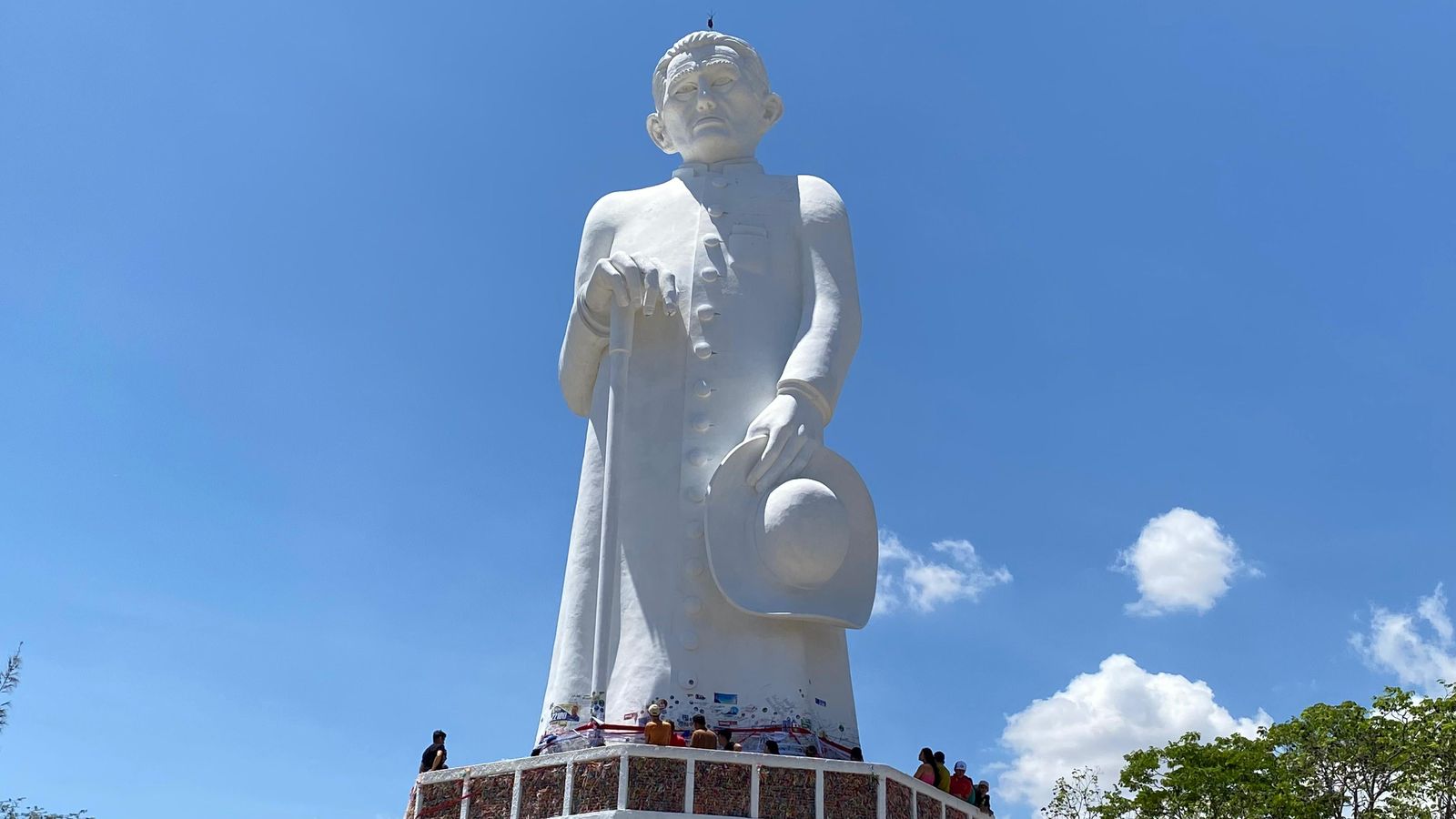 Estátua do Padre Cícero em Juazeiro do Norte completa 55 anos de inauguração; confira o histórico da obra