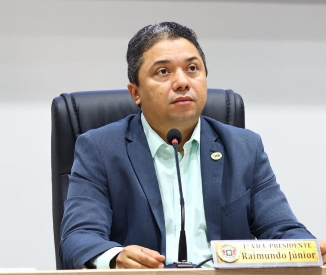 Vereador Raimundo Jr. assume presidência da Câmara Municipal de Juazeiro do Norte